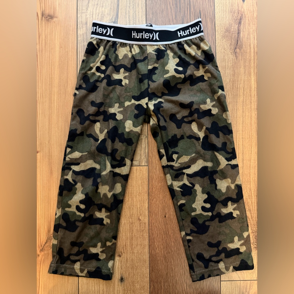 Hurley Boys Green Black Camo Pajama Bottoms